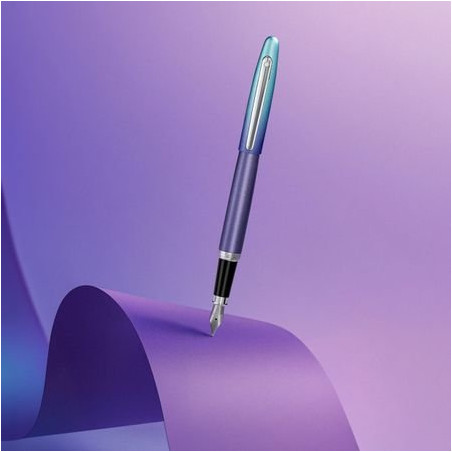 Stylo plume Sheaffer Expressions dégradé violet bleu en ambiance